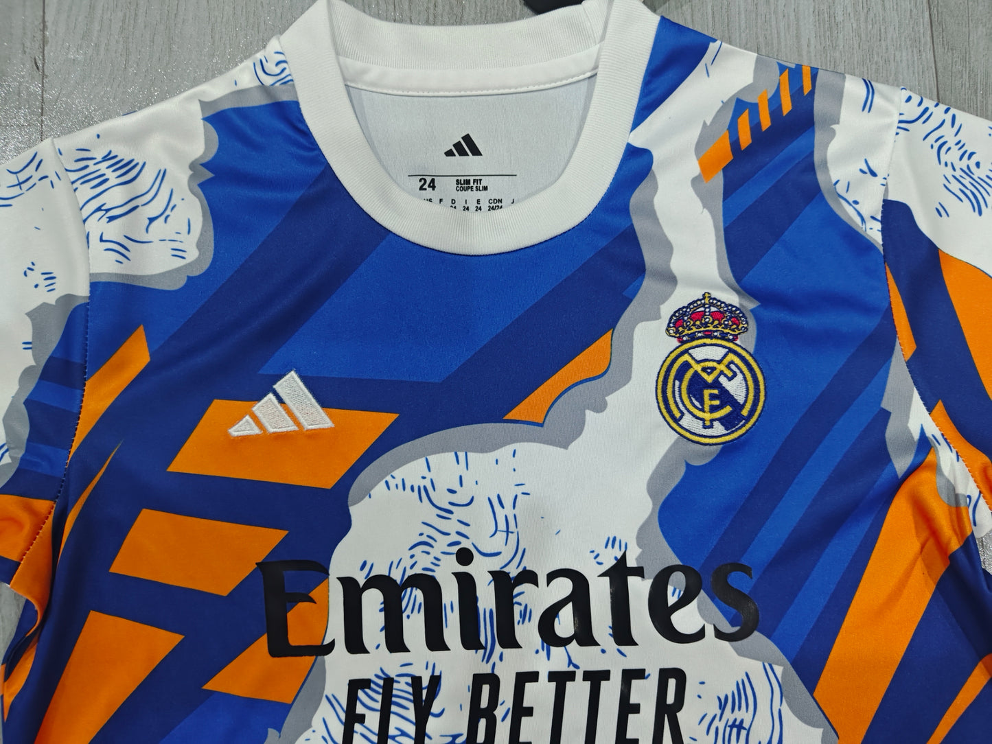 KIDS Real Madrid Modern Art Special Edition Kit (Jersey & Shorts Set)