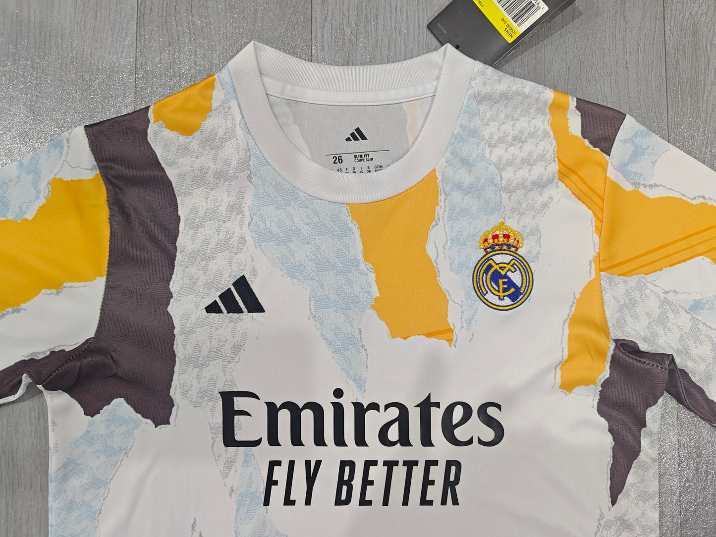 KIDS Real Madrid 2025/26 Pre-Match Training Kit (Jersey & Shorts Set)