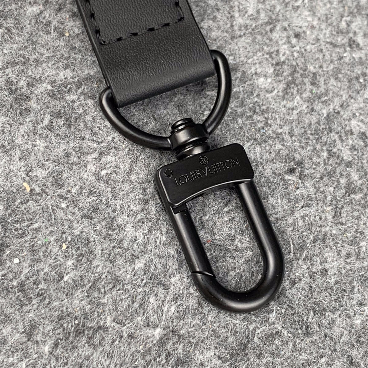 LV KEEPALL BANDOULIERE GRAPHITE 50 BLACk