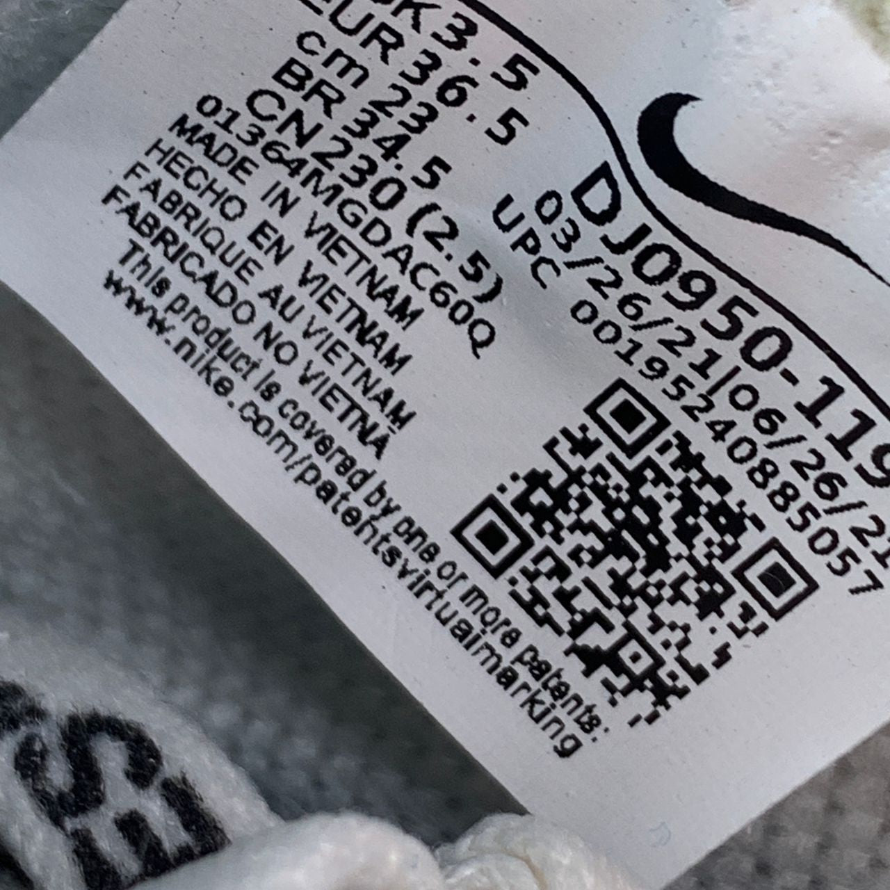 Off-White x Dunk Low 'Lot 19 of 50'