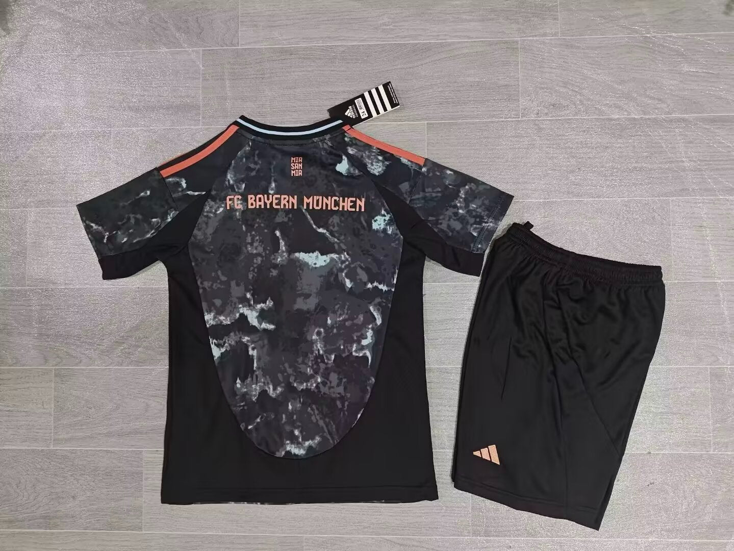 KIDS Bayern Munich Away Kit (Jersey & Shorts Set)