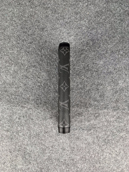 LV Horizontal Zippy Wallet 'Black'