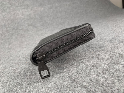 LV Horizontal Zippy Wallet 'Black'