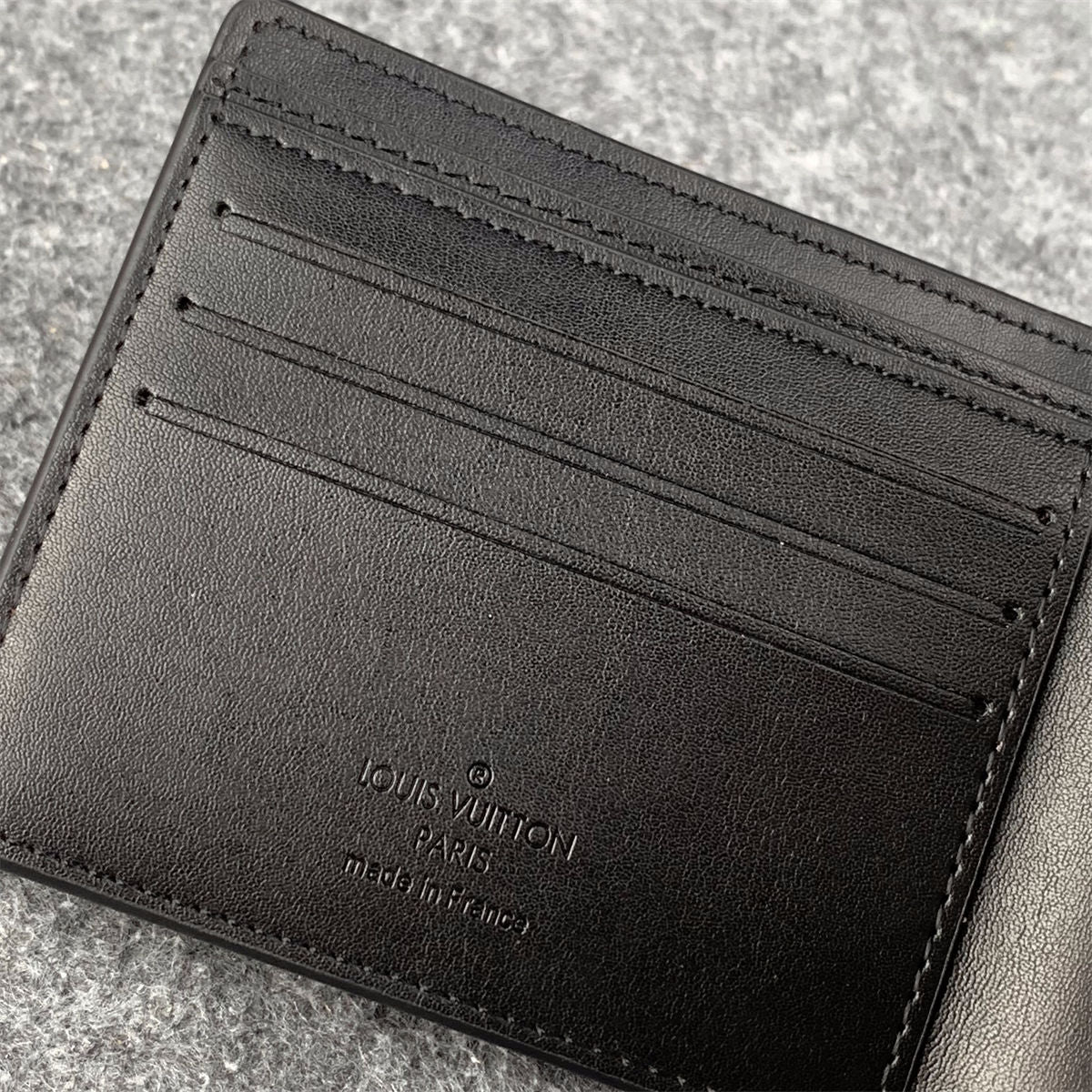 LV MULTIPLE WALLET 'BROWN' (2)