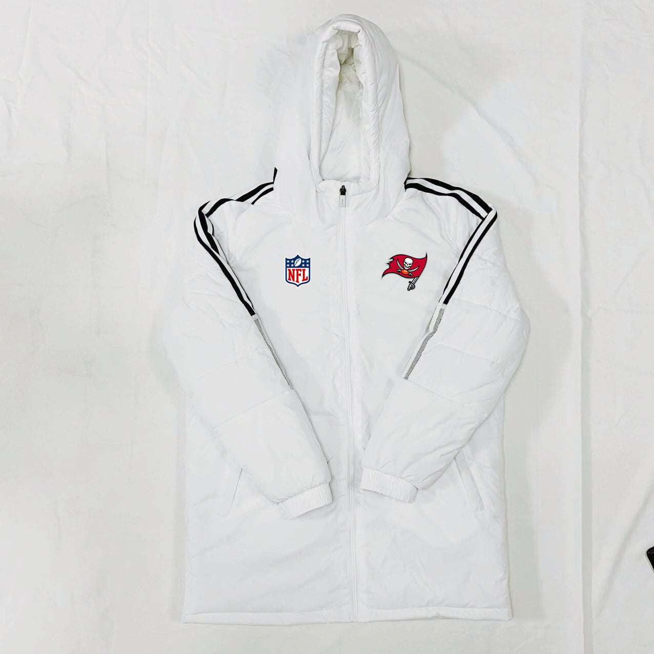 Tampa Bay Buccaneers Black Stripes Coat Down Jacket - White