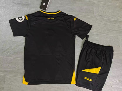 KIDS Wolverhampton Wanderers FC Concept Kit (Jersey & Shorts Set)