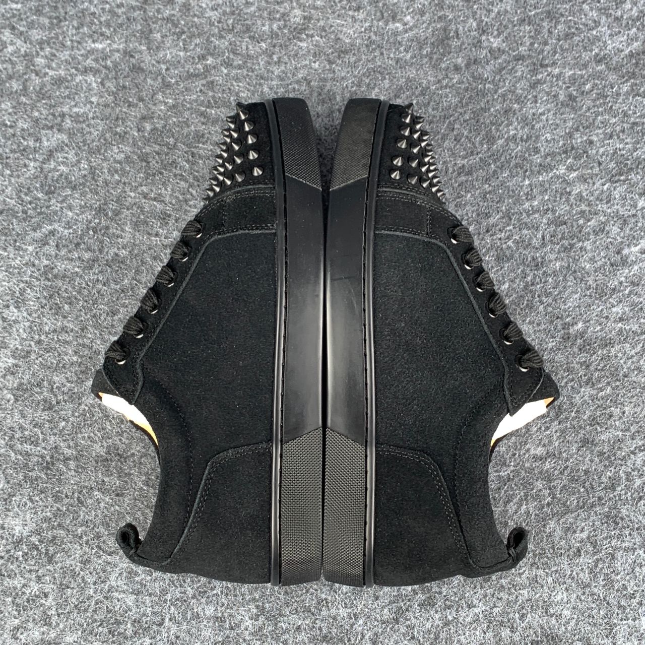 Christian Louboutin Louis Junior Spikes 'Black