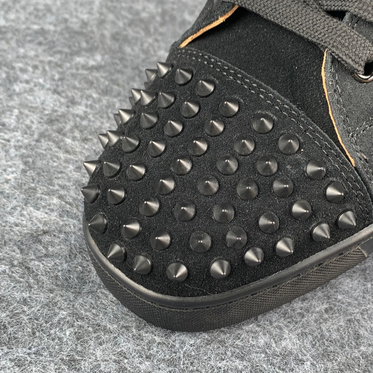 Christian Louboutin Louis Junior Spikes 'Black