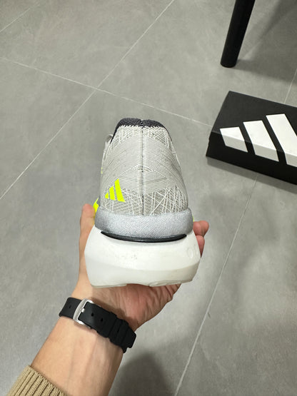 Adidas ADIZERO ADIOS PRO 4 (Grey / Black / Volt colorway)