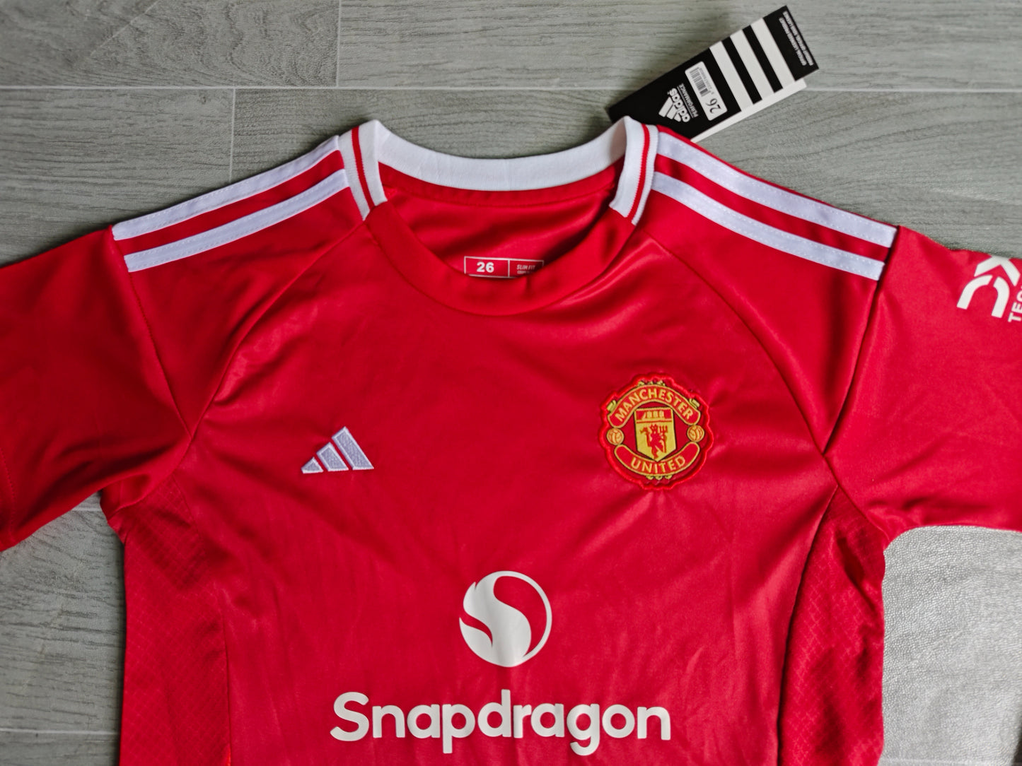 KIDS Manchester United FC 2024/25 Home Stadium Kit Set (Kids/Youth)