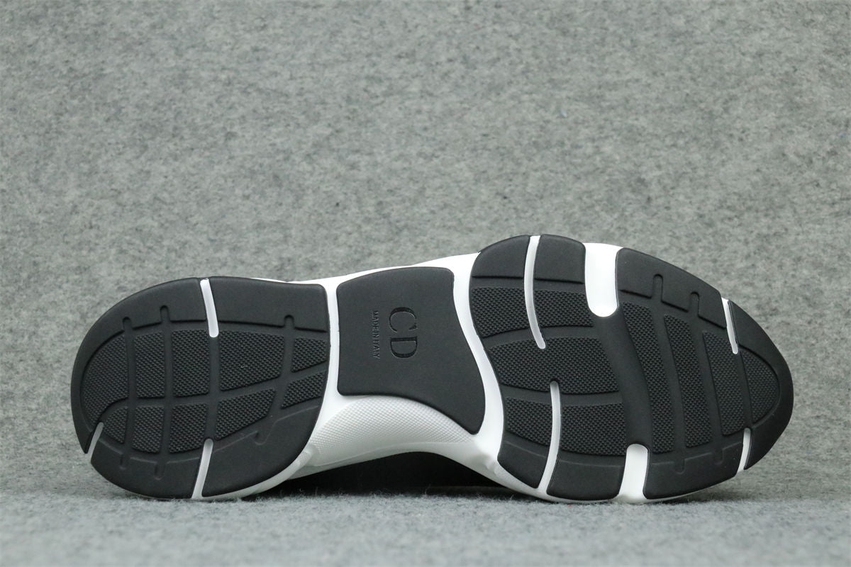 Dior B22 'Black White'