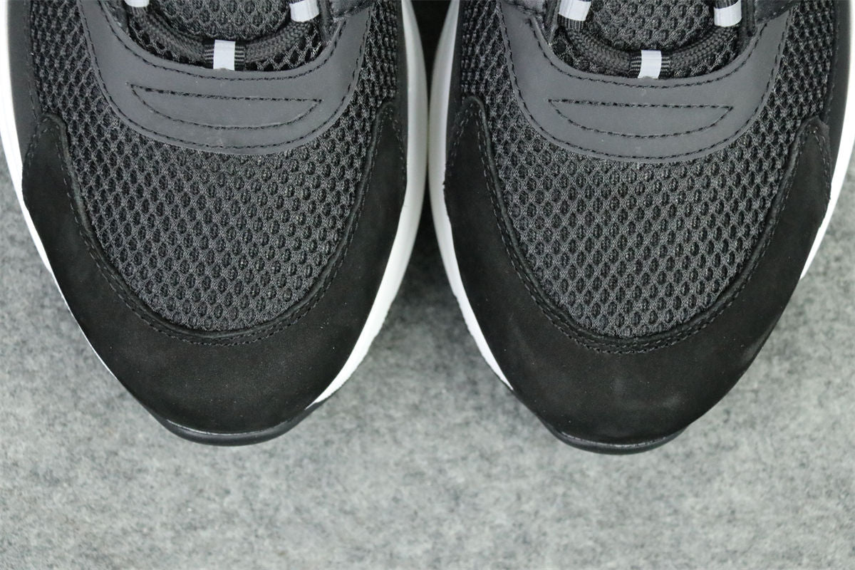 Dior B22 'Black White'