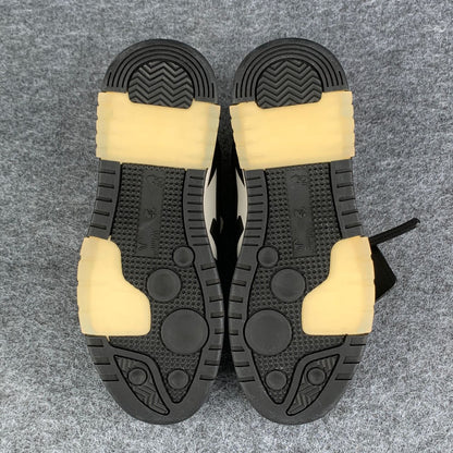 Off-White Out of Office 'White Black White'