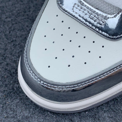 Off-White Out of Office 'Mirror Silver'