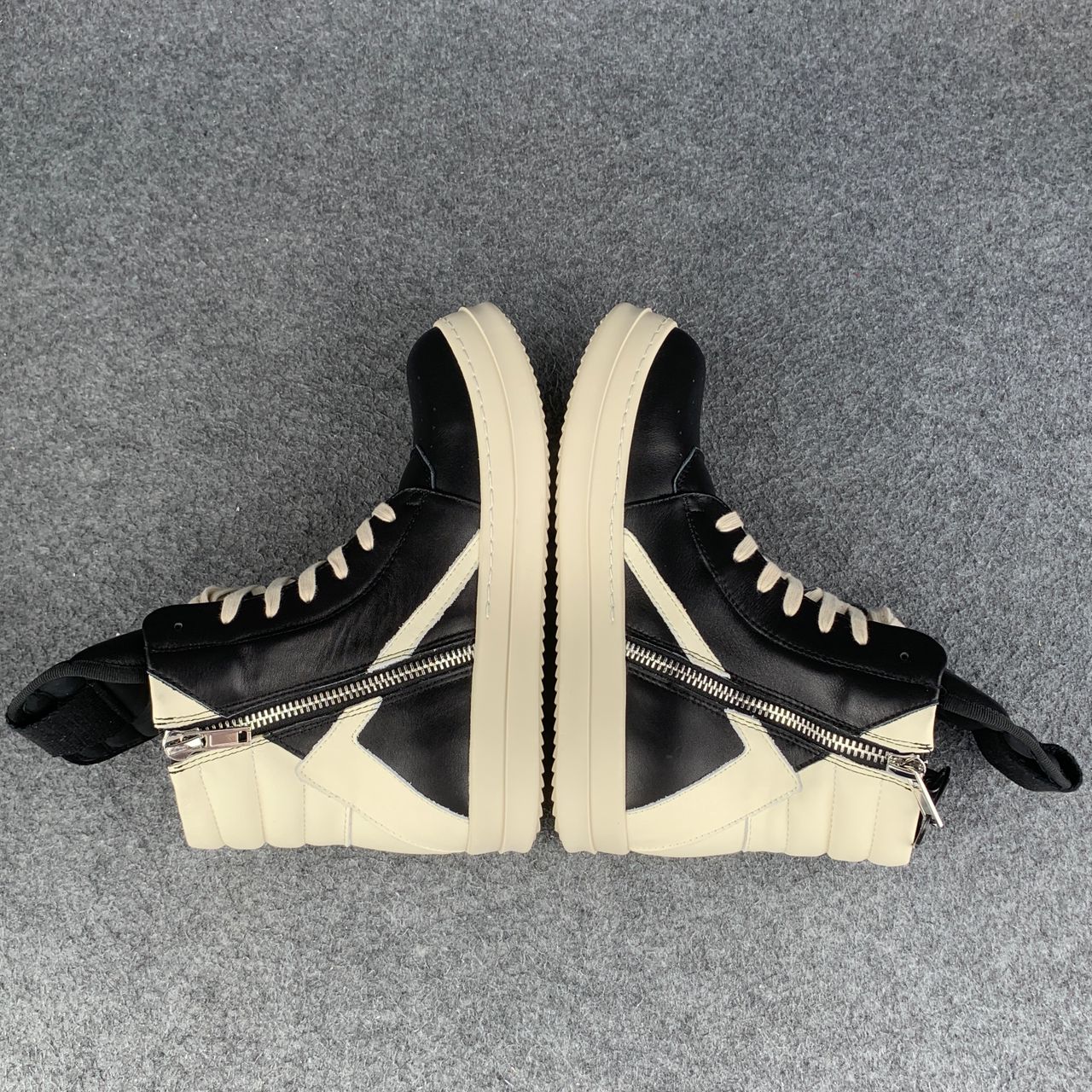 Rick Owens Wmns Strobe Geobasket High 'Black Milk'