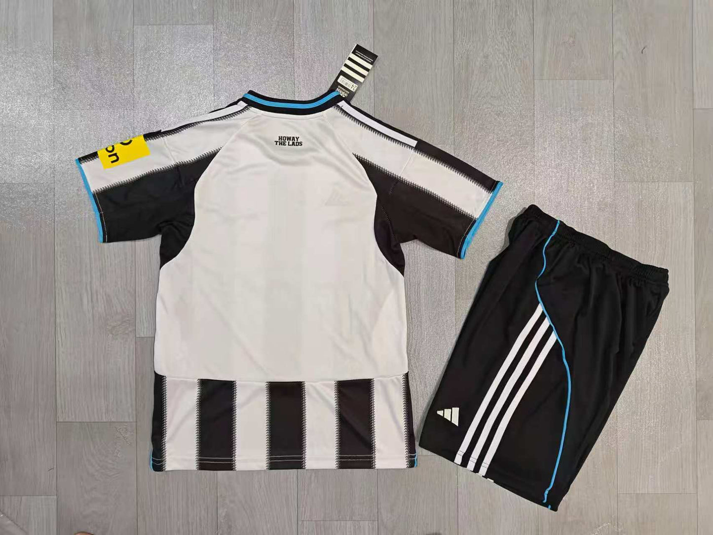KIDS Newcastle United 2025/26 Home Stadium Kit (Replica)
