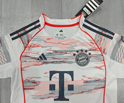 KIDS FC Bayern Munich 2025/26 Away Kit (Jersey & Shorts Set)