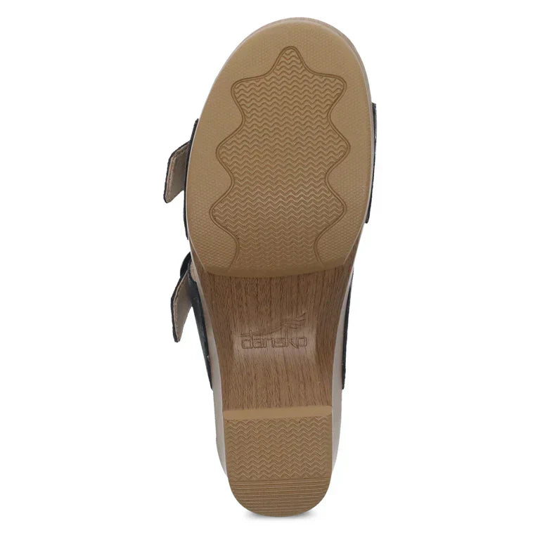 9841-102200 Dansko - Sophie Black Leather