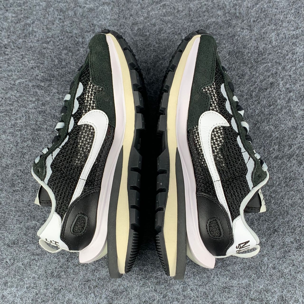 Sacai x VaporWaffle 'Black White'