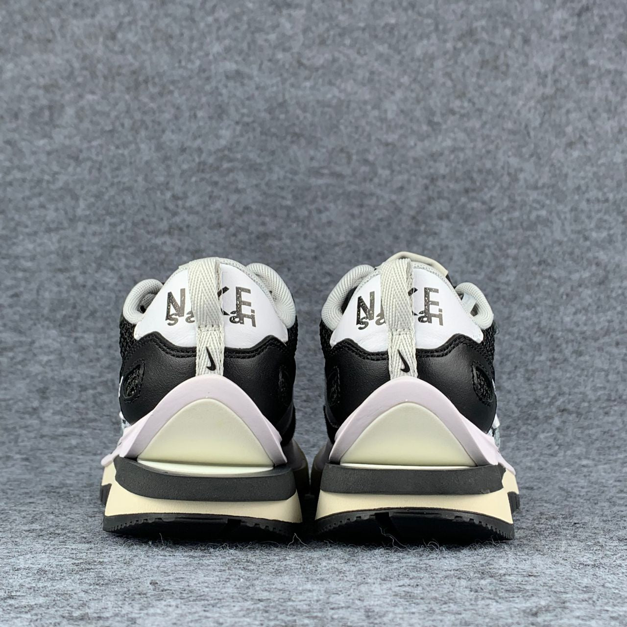Sacai x VaporWaffle 'Black White'