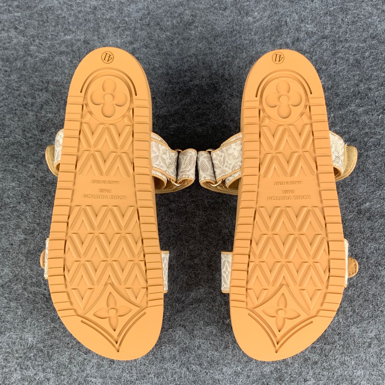 LV Bom Dia Flat Comfort Mule Sandal
