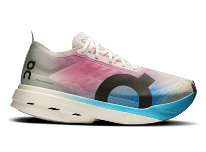 Women's On Running Shoes Cloudboom Strike