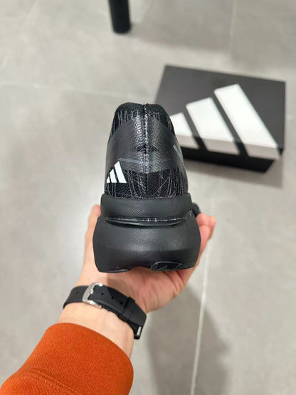 Adidas ADIZERO EVO SL Core Black / Cloud White colorway