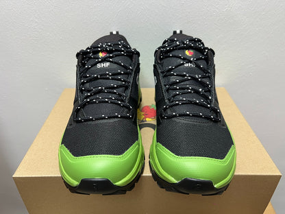 On Cloudrock Low Waterproof Hiking Shoes in Black / Green (Special Edition)