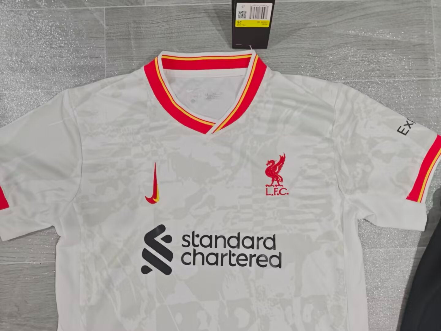 KIDS Liverpool FC Away Kit (Jersey & Shorts Set)
