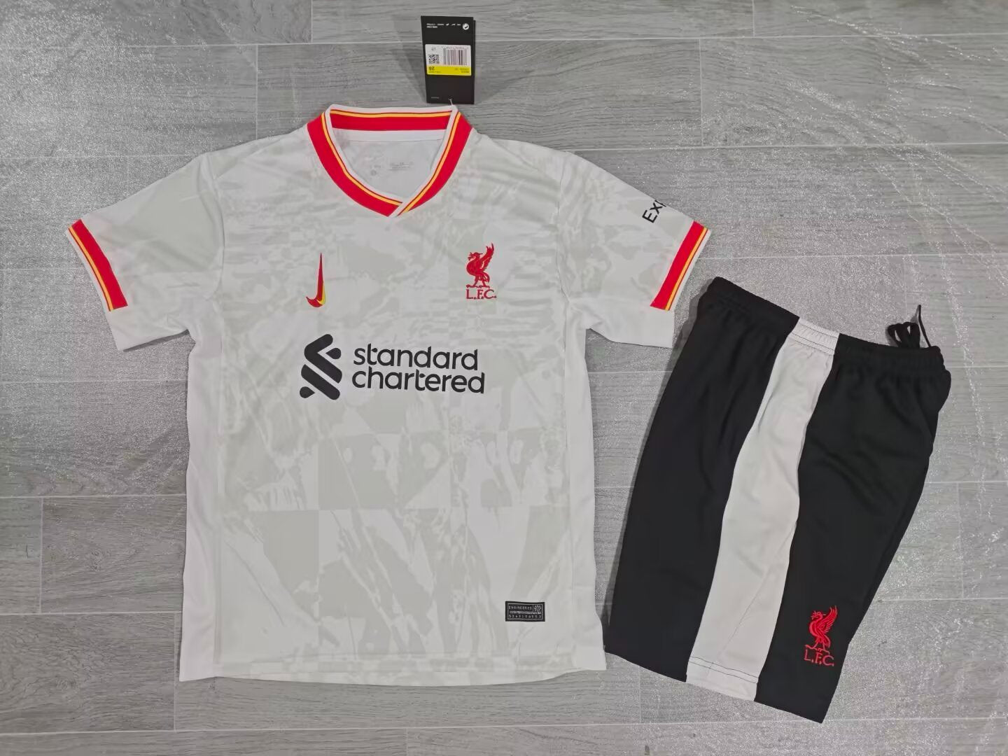 KIDS Liverpool FC Away Kit (Jersey & Shorts Set)