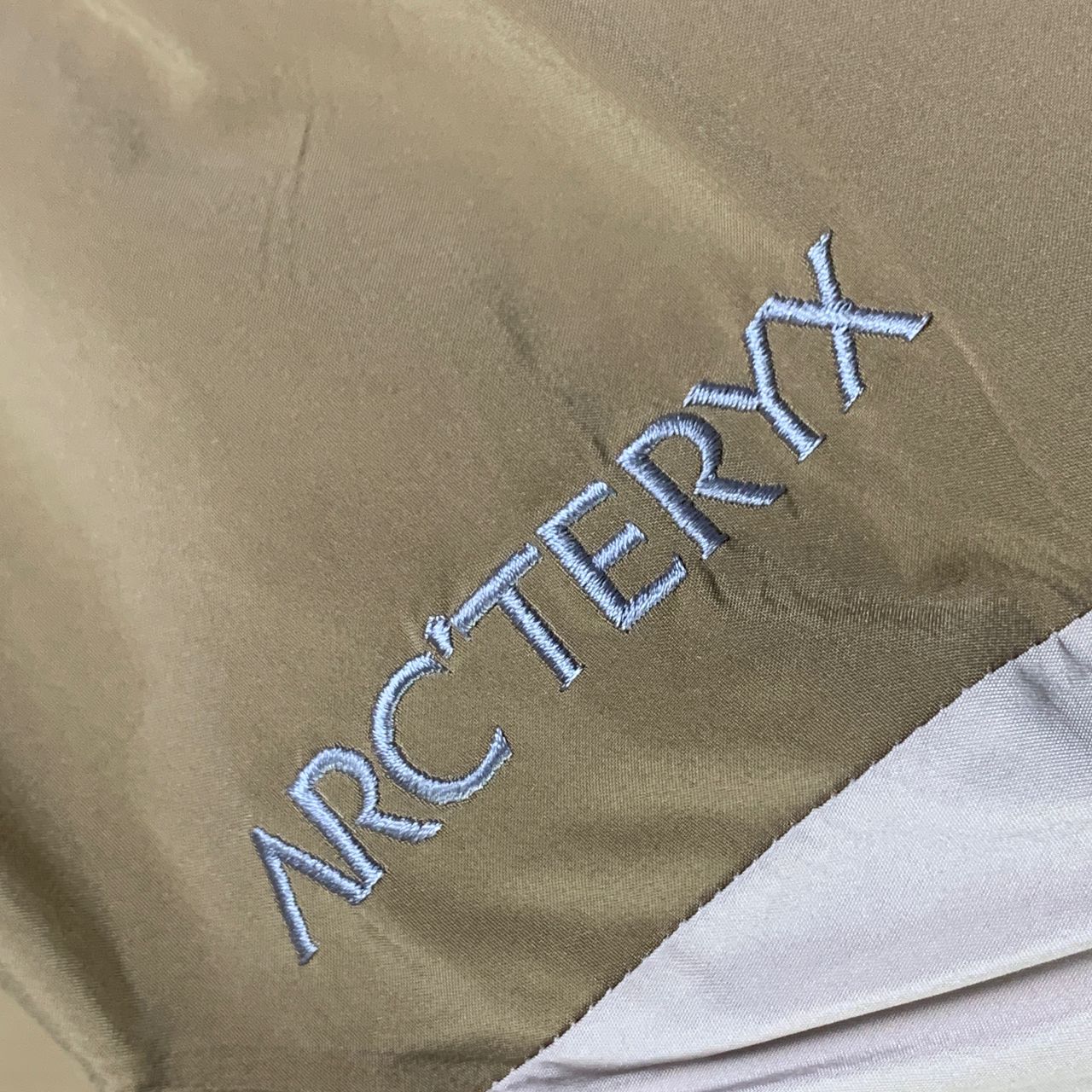 Arc'teryx Men's Beta Lightweight Jacket 'Wicker Sapphire'