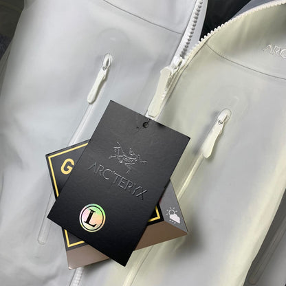 Arc'teryx Alpha SV Jacket 'White'