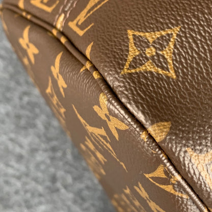LV NEVERFULL GM PIVOINE LINING