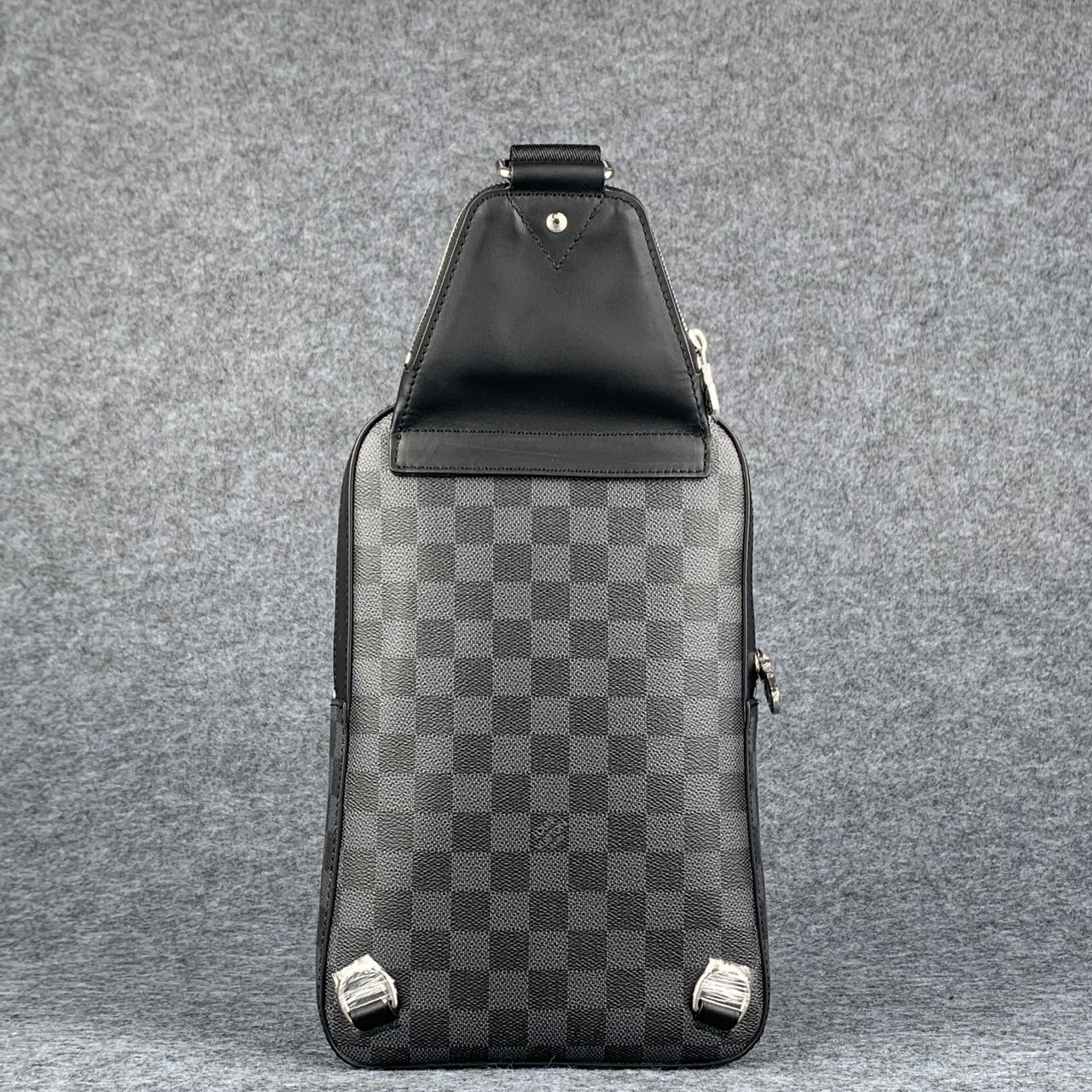LV Damier Graphite Avenue Sling