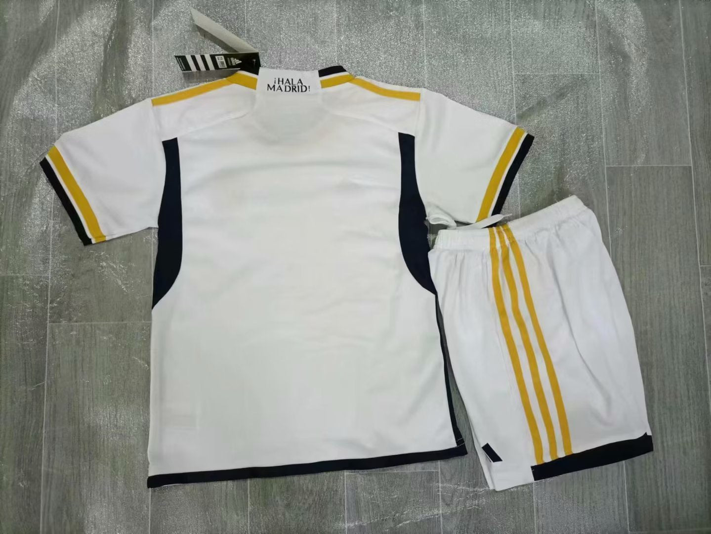 KIDS Real Madrid 2023/24 Home Football Kit Set (Jersey + Shorts)