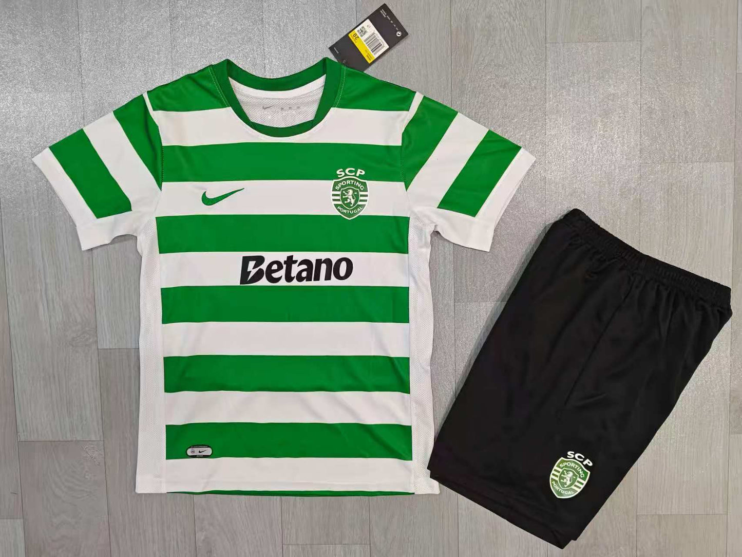 KIDS Sporting CP 2025/26 Home Stadium Kit (Replica)