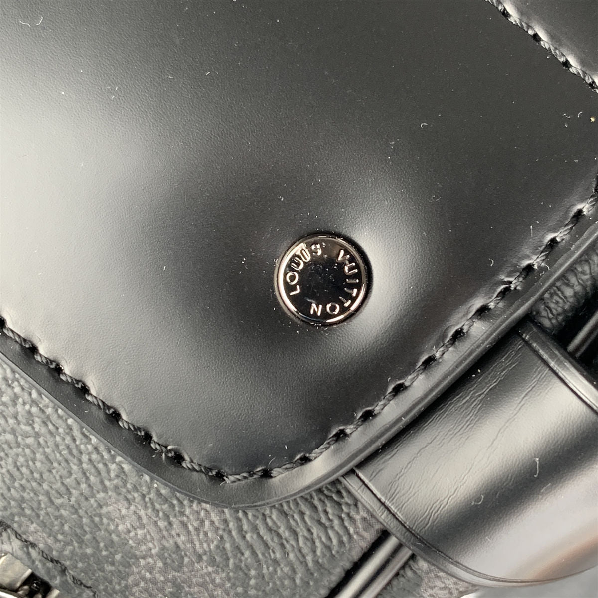 LV Steamer Backpack Monogram Eclipse