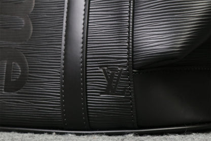 LV CHRISTOPHER BACKPACK EPI PM BLACK