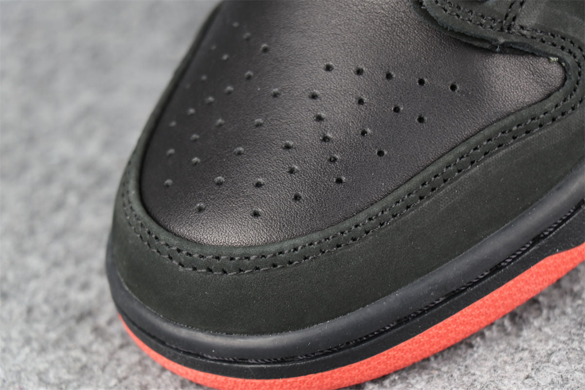 Jeff Staple x Nike Dunk Low Pro SB 'Black Pigeon'
