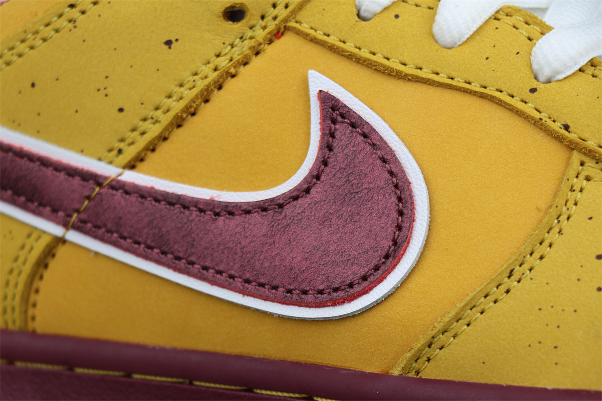 Dunk Low Premium SB 'Yellow Lobster'