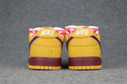 Dunk Low Premium SB 'Yellow Lobster'