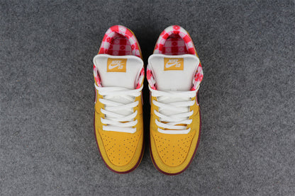 Dunk Low Premium SB 'Yellow Lobster'