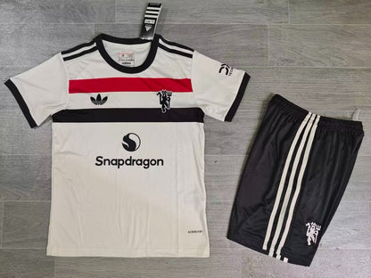 KIDS Manchester United FC Trefoil Retro-Inspired Concept Kit (Jersey & Shorts Set)