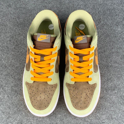 Dunk Low 'Dusty Olive'