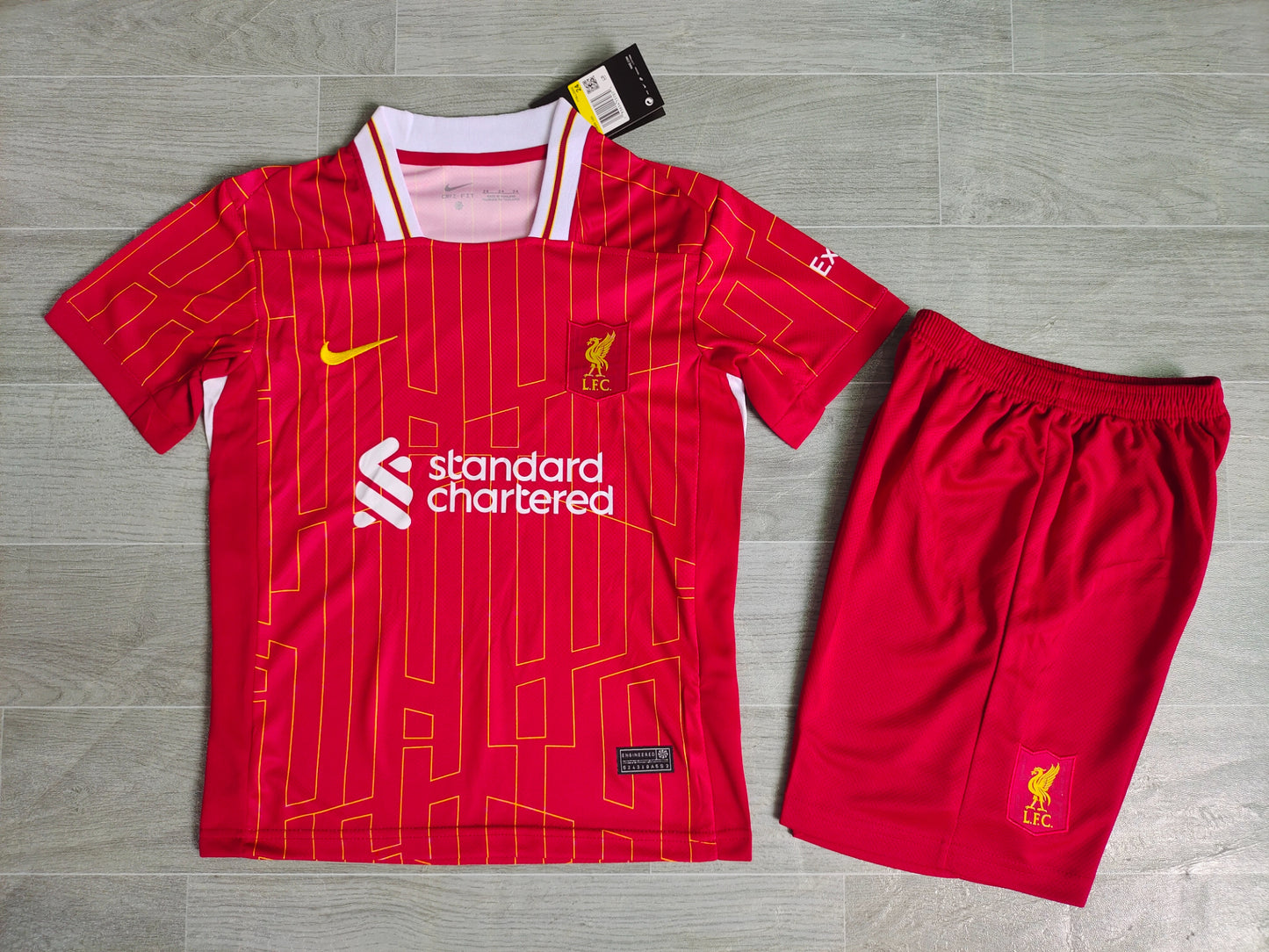 KIDS Liverpool FC 2024/25 Home Stadium Kit Set (Kids/Youth)