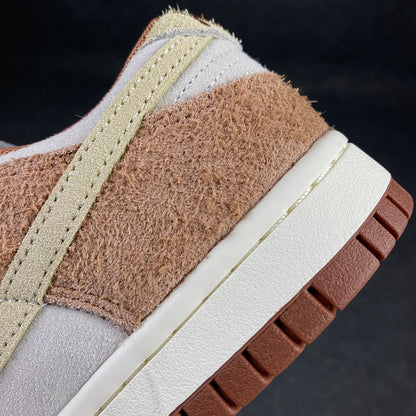 Dunk Low Premium 'Medium Curry'