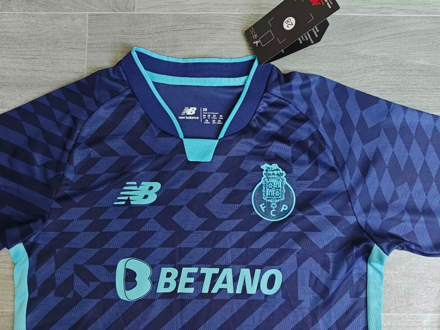 KIDS FC Porto Away Kit (Jersey & Shorts Set)