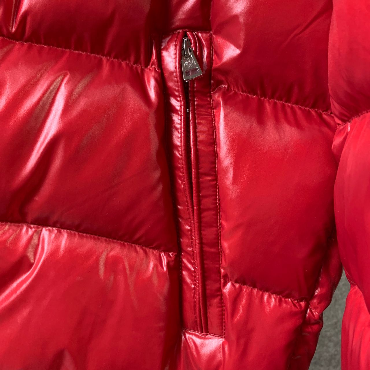 Moncler Maljasset Short Down Jacket 'Red'