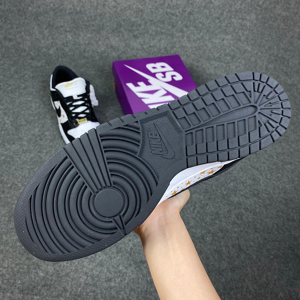 Supreme x Dunk Low OG SB QS 'Black'