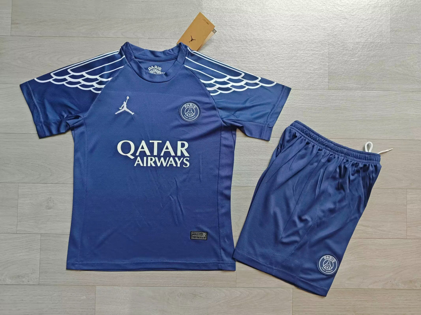 KIDS Paris Saint-Germain x Jordan Brand Special Edition Kit (Jersey & Shorts Set)